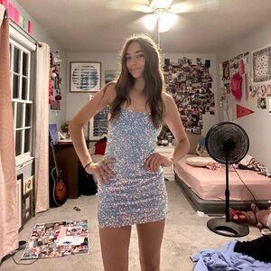 BRAND NEW NEVER WORN velvi blue sparkly homecoming dress size small #homecoming